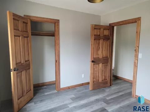 708 S Poplar St, Freeman, SD 57029 photo 13