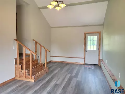 708 S Poplar St, Freeman, SD 57029 photo 19