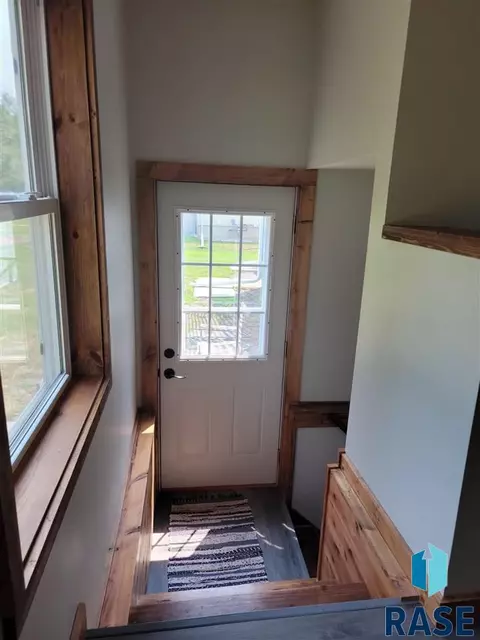 708 S Poplar St, Freeman, SD 57029 photo 20