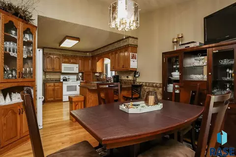 2017 S Queens Ave, Sioux Falls, SD 57106 photo 13