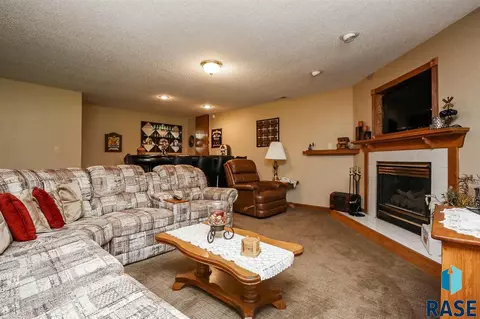 2017 S Queens Ave, Sioux Falls, SD 57106 photo 20