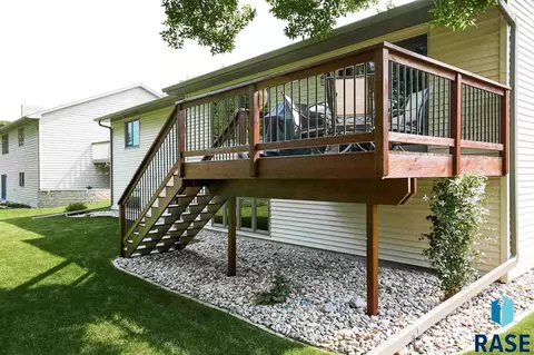 2017 S Queens Ave, Sioux Falls, SD 57106 photo 33