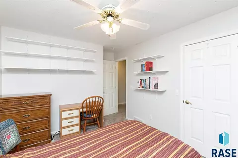 816 S Parkview Blvd, Brandon, SD 57005 photo 17