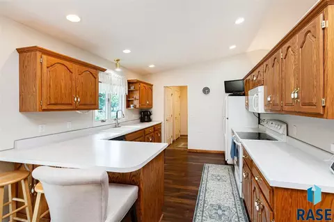 816 S Parkview Blvd, Brandon, SD 57005 photo 7