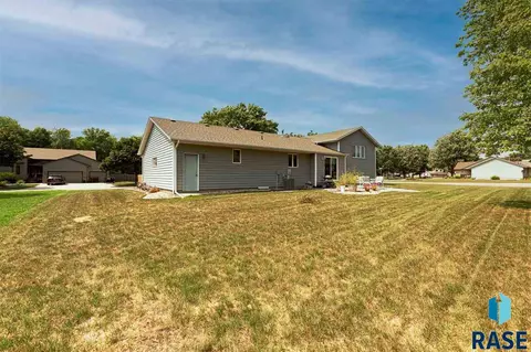 816 S Parkview Blvd, Brandon, SD 57005 photo 25