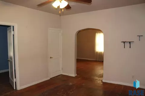 200 E 5th St, Bridgewater, SD 57319 photo 13