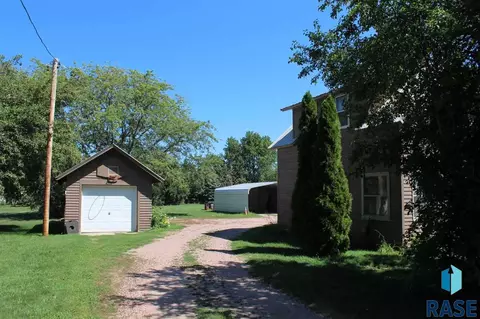 200 E 5th St, Bridgewater, SD 57319 photo 6