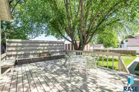 568 E 3rd St, Parker, SD 57053 photo 29