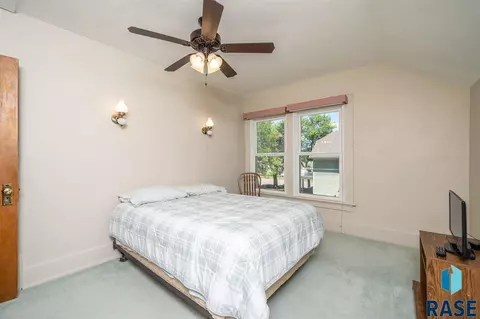 568 E 3rd St, Parker, SD 57053 photo 16