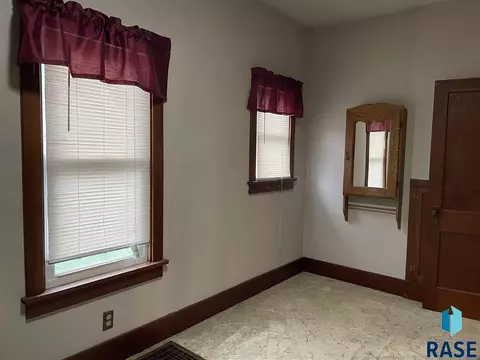 303 E Wagner St, Marion, SD 57043 photo 14
