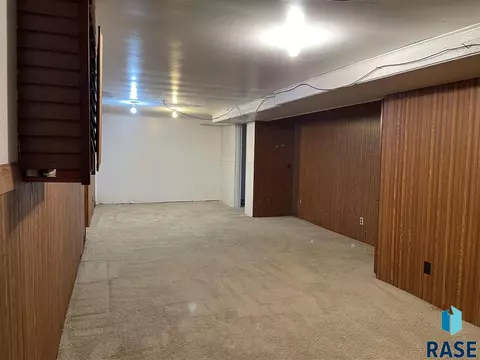 303 E Wagner St, Marion, SD 57043 photo 19