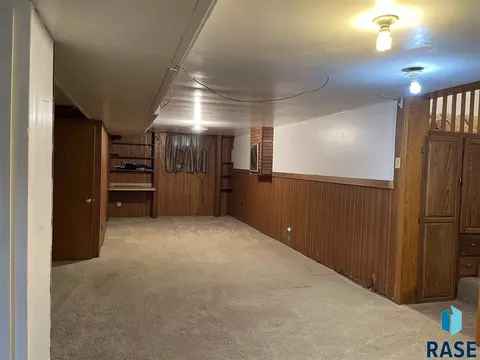 303 E Wagner St, Marion, SD 57043 photo 18