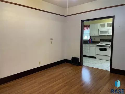 303 E Wagner St, Marion, SD 57043 photo 8