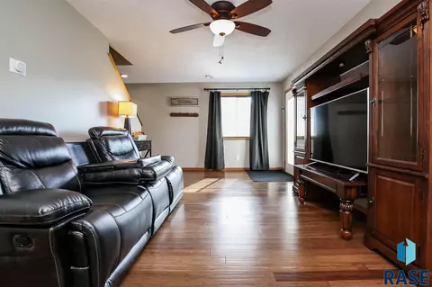 320 Scott Pl, Tea, SD 57064 photo 11