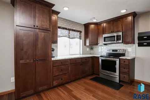 320 Scott Pl, Tea, SD 57064 photo 7