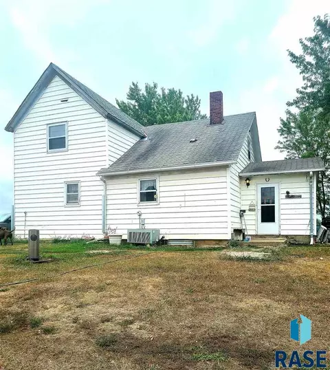28923 449 Ave, Viborg, SD 57070 photo 1