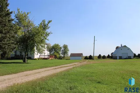 20233 290th St, Rushmore, MN 56168 photo 3