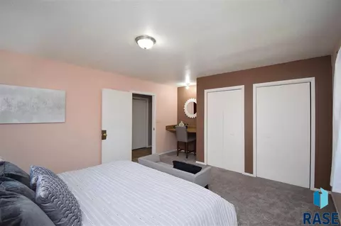 520 W Mcclellan St, Sioux Falls, SD 57104 photo 16