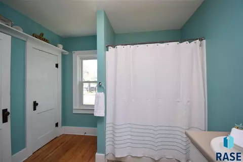 520 W Mcclellan St, Sioux Falls, SD 57104 photo 18