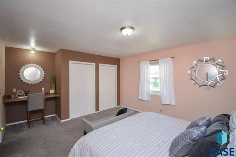 520 W Mcclellan St, Sioux Falls, SD 57104 photo 15