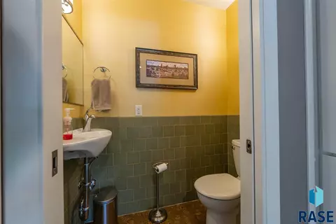 2913 W Oak St, Sioux Falls, SD 57105 photo 31