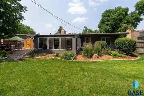 2913 W Oak St, Sioux Falls, SD 57105 photo 4