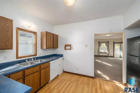 306 E 6th St, Dell Rapids, SD 57022 photo 11