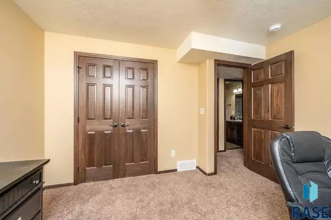 3317 E Brewster St, Sioux Falls, SD 57108 photo 20