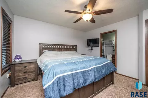 3317 E Brewster St, Sioux Falls, SD 57108 photo 11