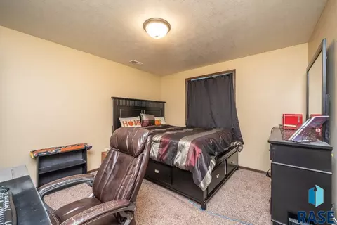 3317 E Brewster St, Sioux Falls, SD 57108 photo 15
