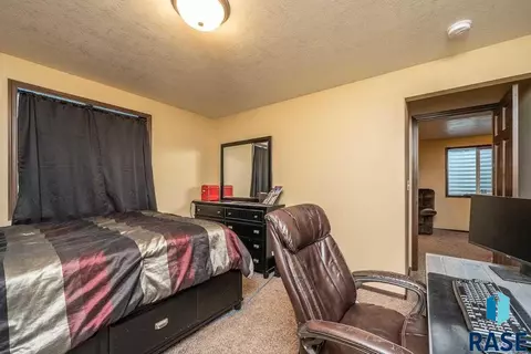 3317 E Brewster St, Sioux Falls, SD 57108 photo 16
