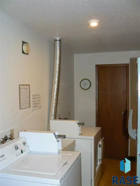 3309 E 28th St, Sioux Falls, SD 57103 photo 16