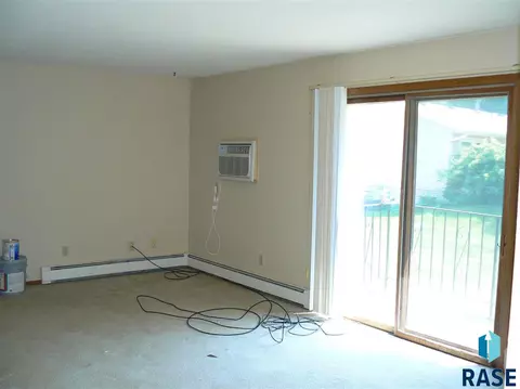 3309 E 28th St, Sioux Falls, SD 57103 photo 13