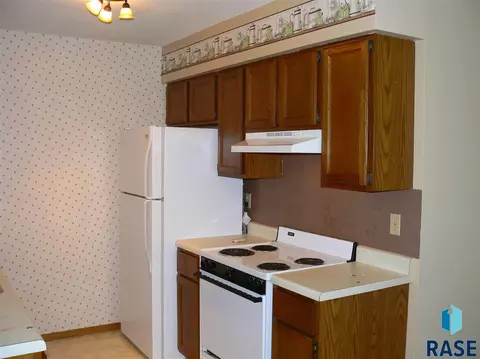 3309 E 28th St, Sioux Falls, SD 57103 photo 10