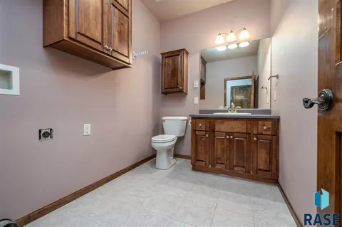 206 E Pinehurst Cir, Sioux Falls, SD 57108 photo 19