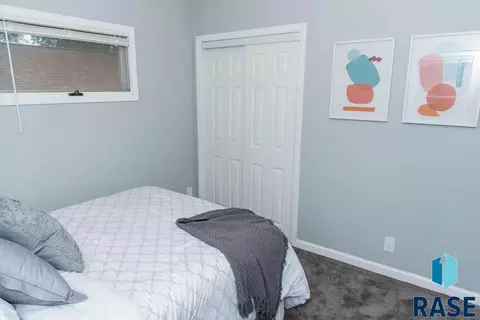 1320 E 3rd St, Sioux Falls, SD 57103 photo 6