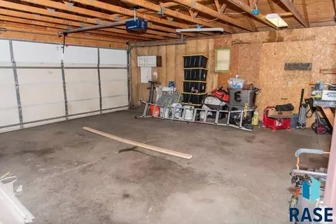 1320 E 3rd St, Sioux Falls, SD 57103 photo 12