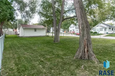 1320 E 3rd St, Sioux Falls, SD 57103 photo 15