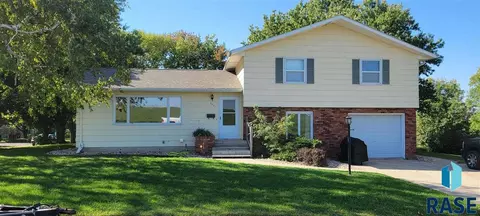 500 N Robert Ave, Jasper, MN 56144 photo 1