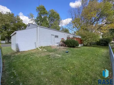 3613 E 24th St, Sioux Falls, SD 57103 photo 26