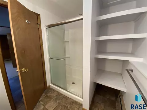 820 S Relanto St, Freeman, SD 57029 photo 28