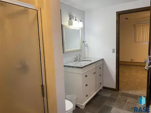 820 S Relanto St, Freeman, SD 57029 photo 19