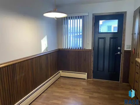 820 S Relanto St, Freeman, SD 57029 photo 14