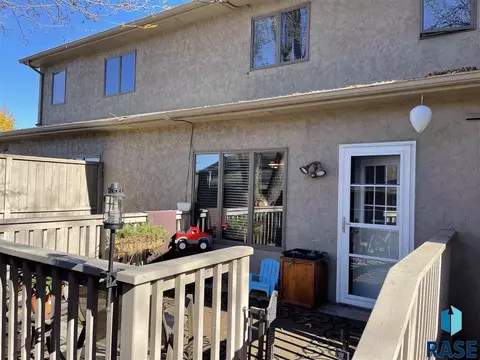 1817 S Stephen Ave, Sioux Falls, SD 57103 photo 17