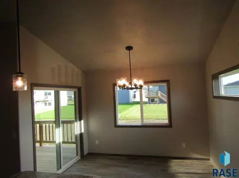 6208 S Dublin Ave, Sioux Falls, SD 57106 photo 10