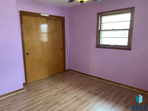 700 E 4th St, Freeman, SD 57029 photo 17