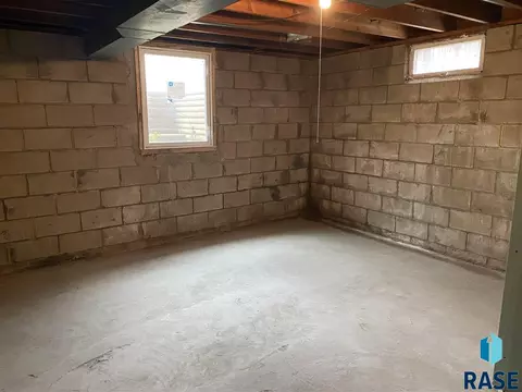 700 E 4th St, Freeman, SD 57029 photo 19