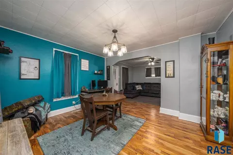 202 E 3rd St, Dell Rapids, SD 57022 photo 9