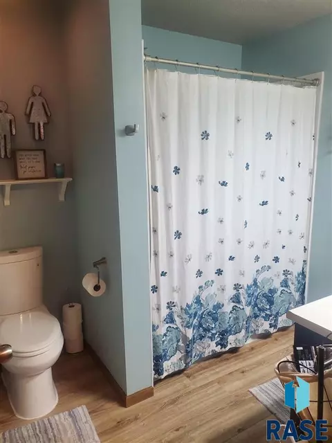 810 S Parkview Cir, Brandon, SD 57005 photo 16