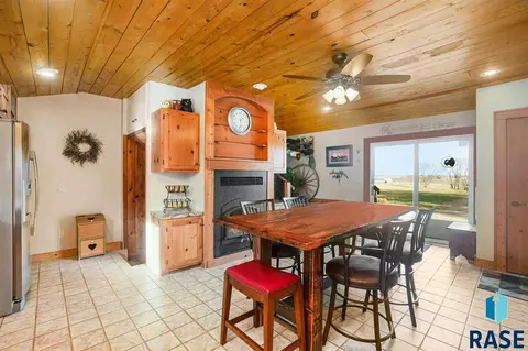 47877 259th St, Brandon, SD 57005 photo 23